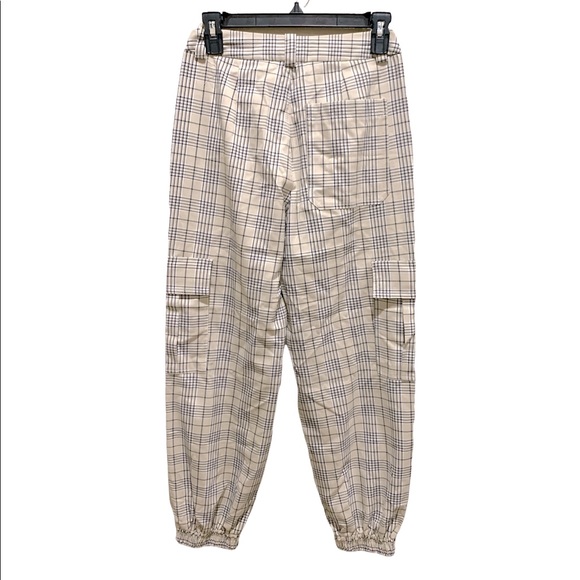 Urban Outfitters Checkered Cargo jogger pants - Picture 3 of 6